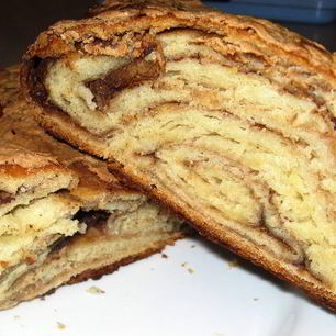 Рецепт Сдобного рулета под шапкой безе