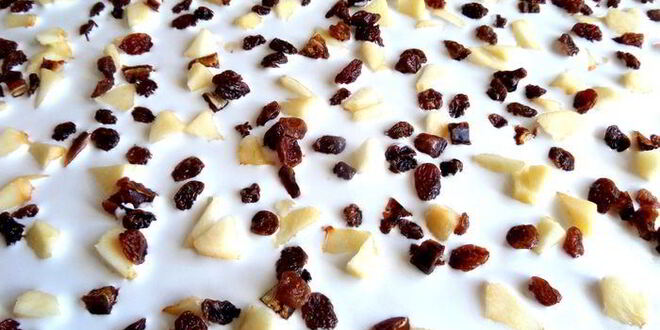 Рецепт творожного рулета с безейной прослойкой