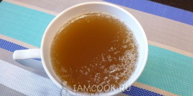 Рецепт вегетарианского безе с малиной из нутового отвара