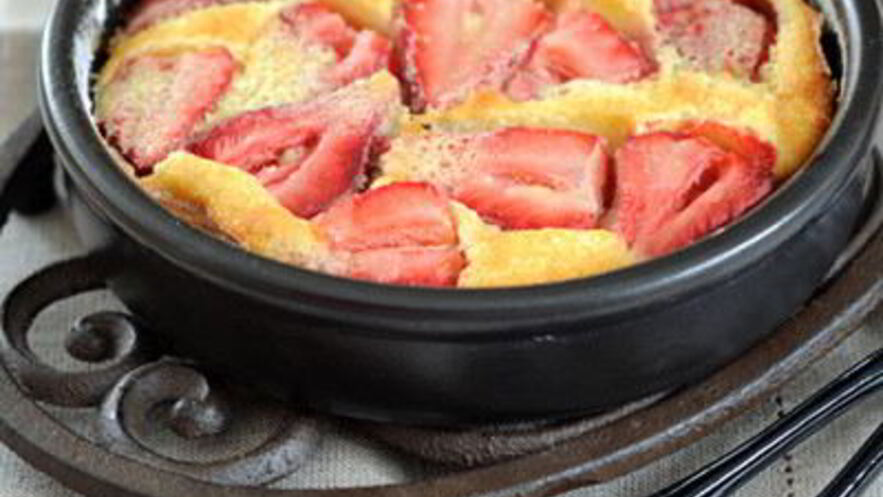 Рецепт клафути с клубникой