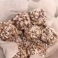 Конфеты из чернослива и орехов