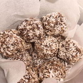 Рецепт Конфет из чернослива и орехов