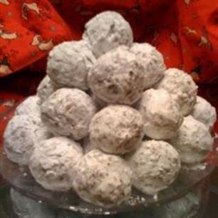 Рецепт Конфет из фиников, кокоса и воздушного риса