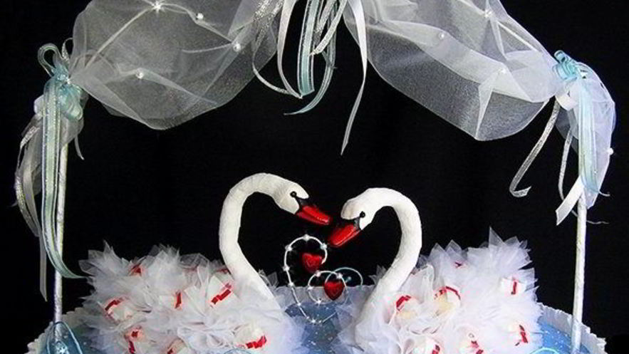 Рецепт лебедей из конфет