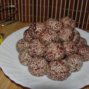 Рецепт Сыроедческих конфет