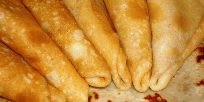 Рецепт банановых блинчиков с восхитительным ванильным заварным кремом на масленицу