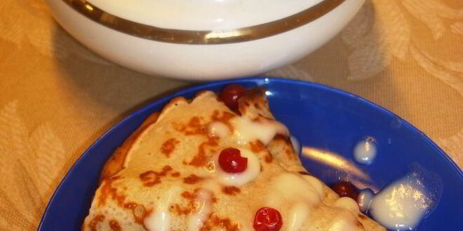 Рецепт банановых блинчиков с восхитительным ванильным заварным кремом на масленицу