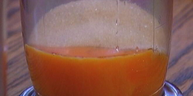 Рецепт бисквита с клубникой и сливочным кремом