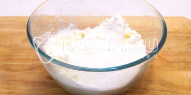 Рецепт бисквитного рулета с кремом зимнее полено