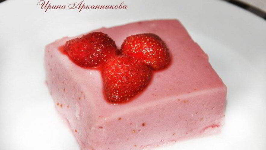 Рецепт клубничного крема с плавленным сыром