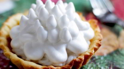 Рецепт Корзинок с белковым кремом