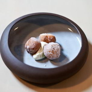 Рецепт Пончиков с ванильным кремом