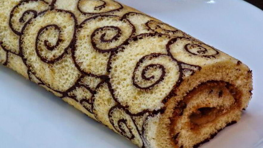 Рецепт узорного рулета с кофейным кремом