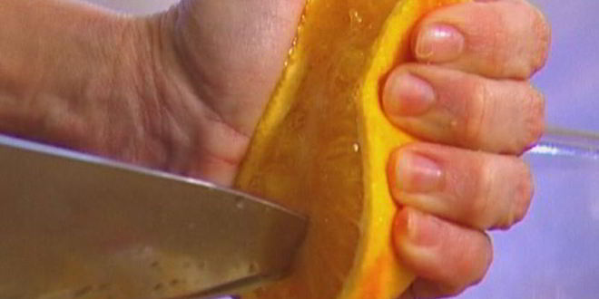 Рецепт яблок на слоеном тесте со сметанным кремом