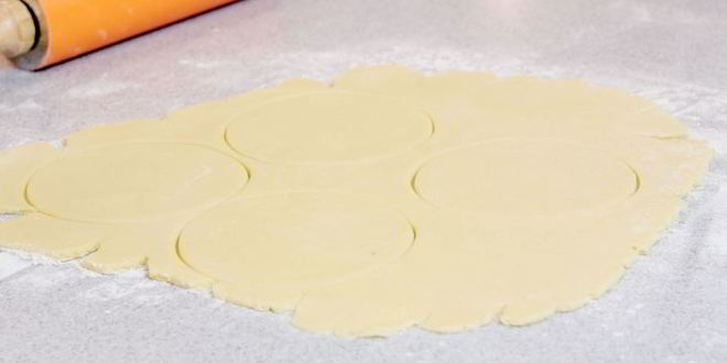 Рецепт ягодных корзиночек с заварным кремом