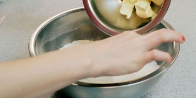 Рецепт ягодных корзиночек с заварным кремом