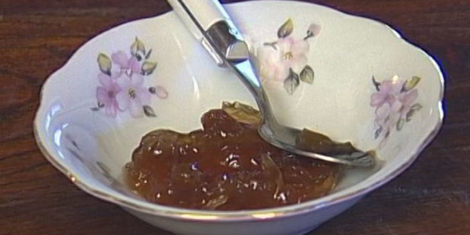 Рецепт горгонзолы с хлебом, медом и мармеладом