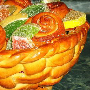 Рецепт Корзинки с сахарными булочками и мармеладом