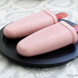 Рецепт Бананова-клубничного мороженого