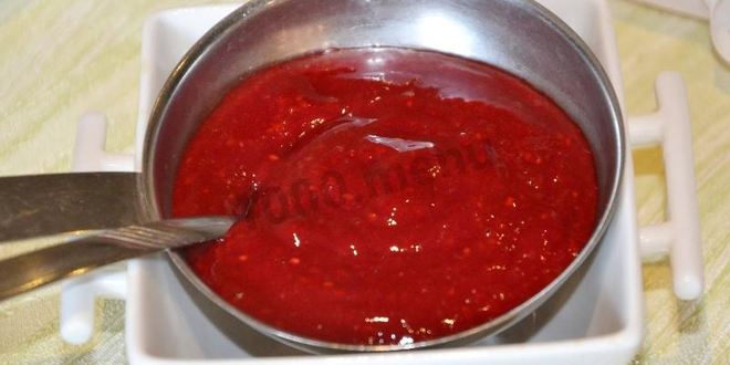 Рецепт домашнего мороженого с малиновым соусом