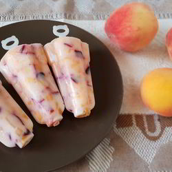 Рецепт Йогуртового мороженого с фруктами