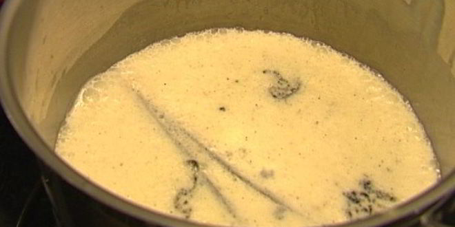 Рецепт малинового мороженого