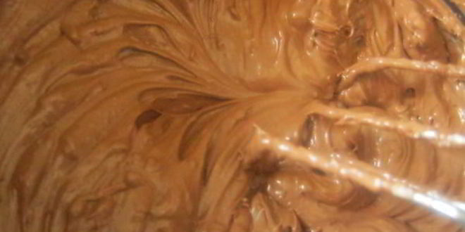 Рецепт шоколадна-ягодного мороженого