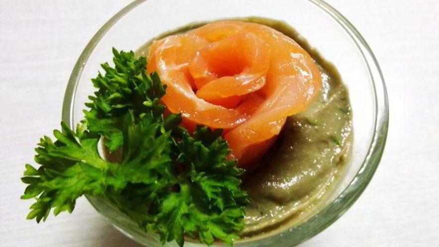 Рецепт мусса из авокадо с форелью