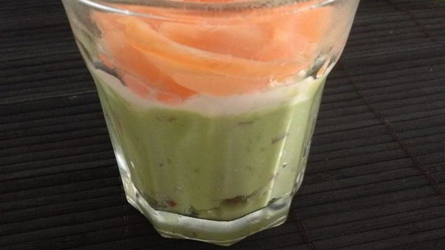 Рецепт нежного мусса из авокадо с лососем