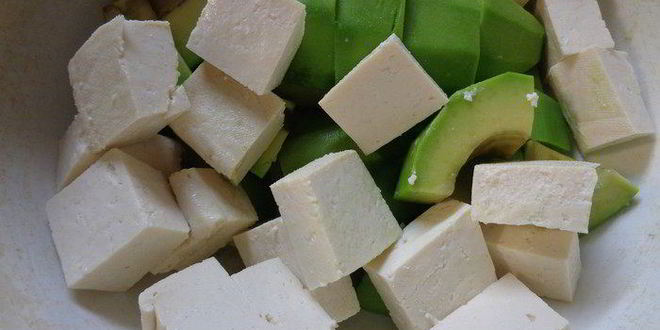 Рецепт нежного мусса из авокадо с тофу