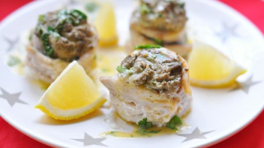 Рецепт рыбных рулетиков с грибным муссом