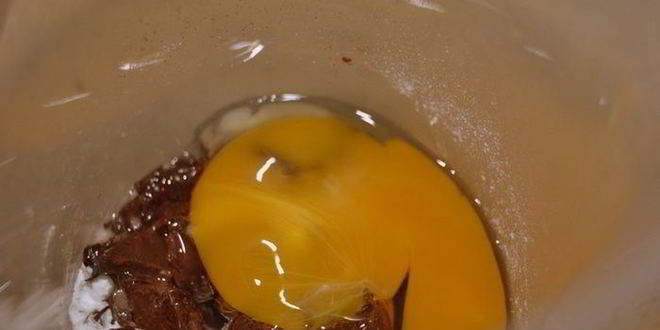 Рецепт шоколадного мусса с малиновым кремом