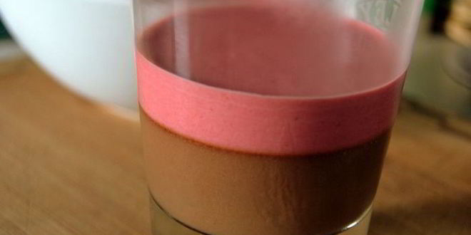 Рецепт шоколадного мусса с малиновым кремом