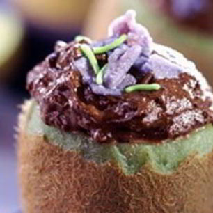 Рецепт Шоколадного мусса в чашечках из киви