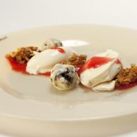 Рецепт Панны-котты с гранолой и горячий шоколад