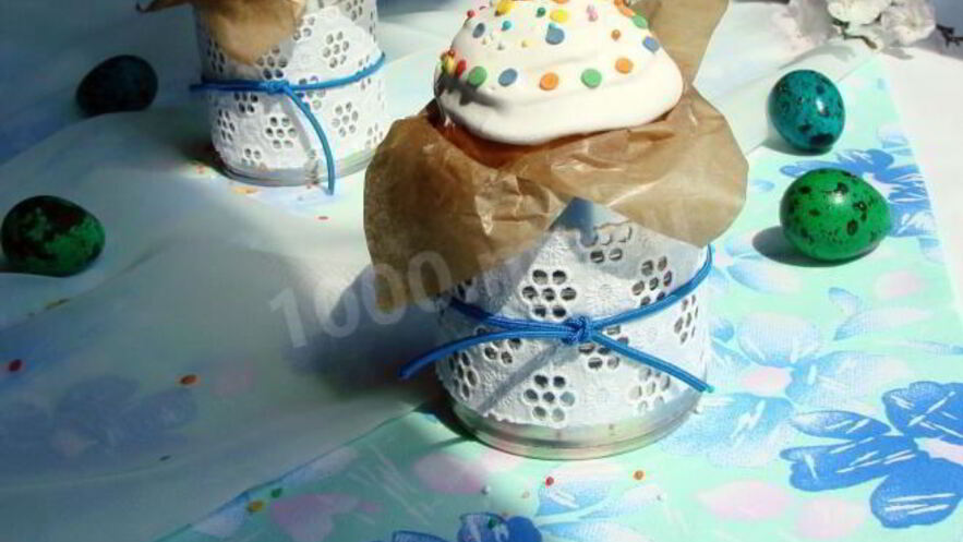 Рецепт куличей на желтках с вяленой вишней