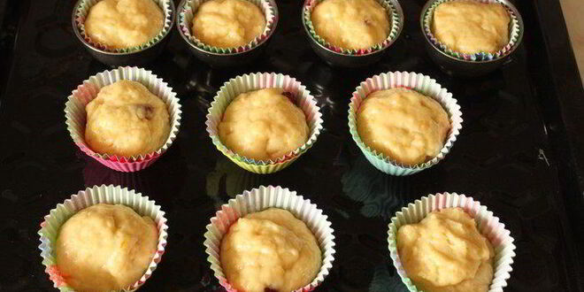 Рецепт куличей с апельсиновой цедрой и вяленой клюквой