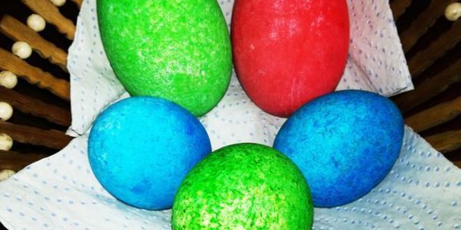Рецепт пасхальных яиц окрашенных цветным рисом