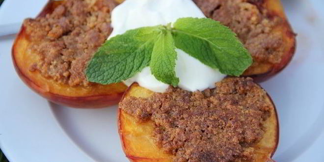 Рецепт персиков, запеченных с амаретти