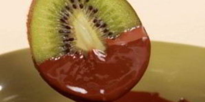 Рецепт шоколадного фондю для детей