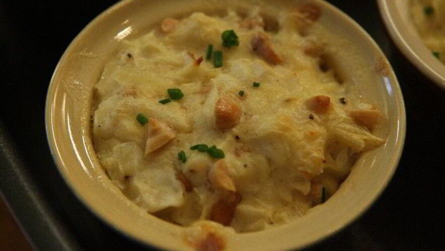 Рецепт капустного суфле с сыром, орехами и горчицей