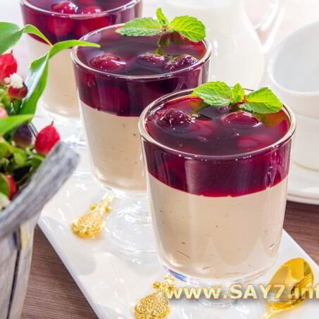 Рецепт Шоколадного суфле с вишневым соусом