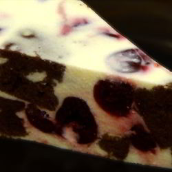 Рецепт Торта-суфле с творогом и вишнями