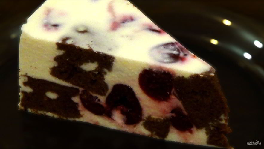 Рецепт торта-суфле с творогом и вишнями