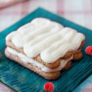 Рецепт Крема для тирамису с маскарпоне с сахарной пудрой и сливками