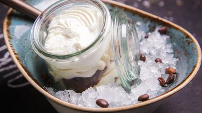 Рецепт Овсяного тирамису с черничным джемом