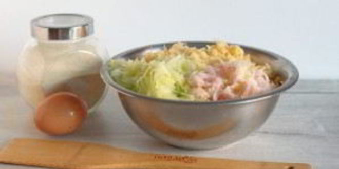 Рецепт драников из картофеля, кабачка и яблока