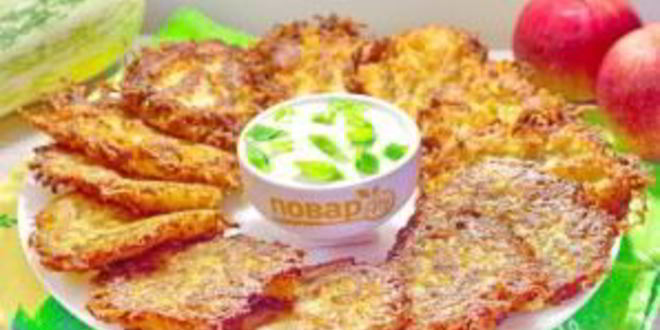 Рецепт драников из картофеля, кабачка и яблока