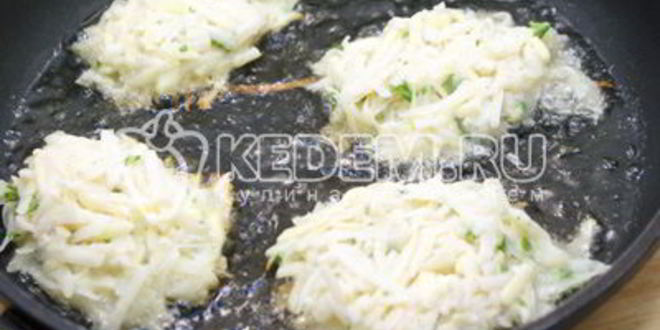 Рецепт драников с сыром и зеленью