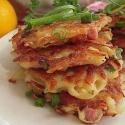 Рецепт Картофельных драников с колбасой